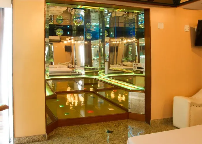 Motel Comodoro (Adults Only)